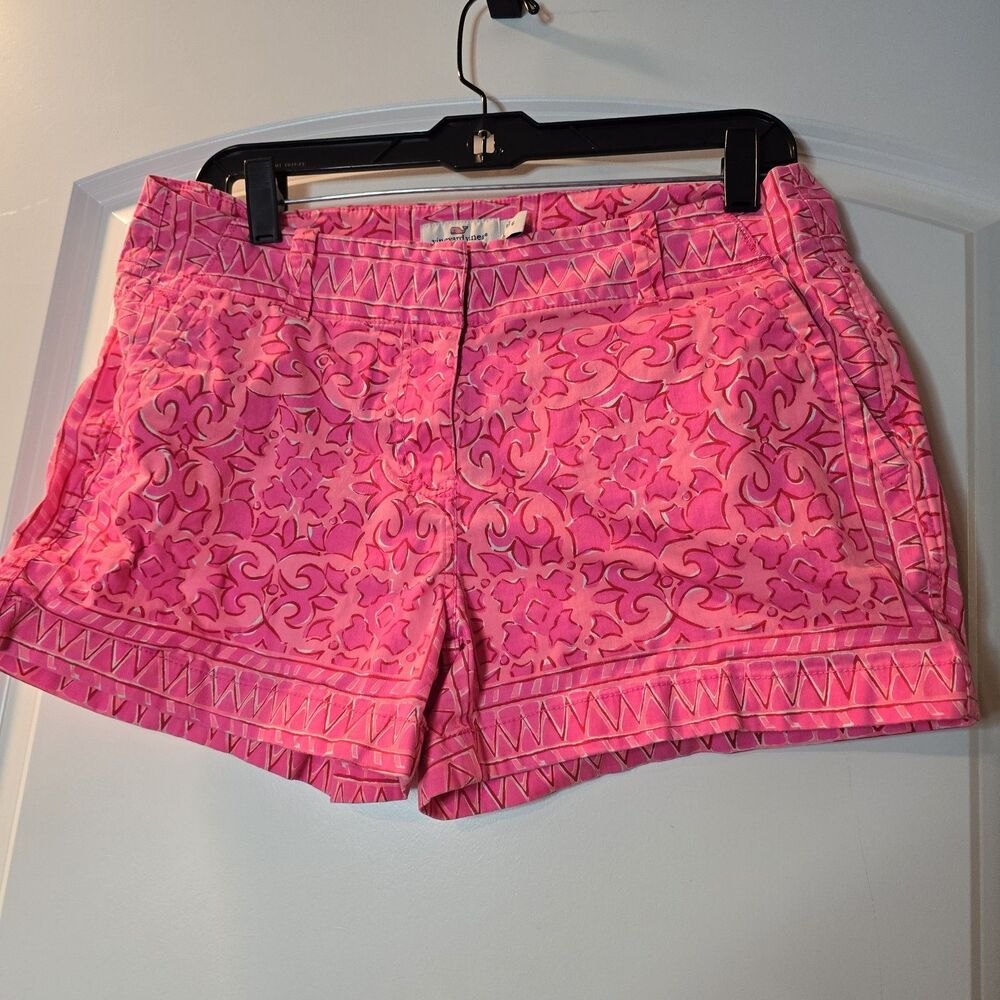 Vineyard Vines Shorts Women's Size 6 Pink Geometric Pattern 3" Inseam Whale Logo
